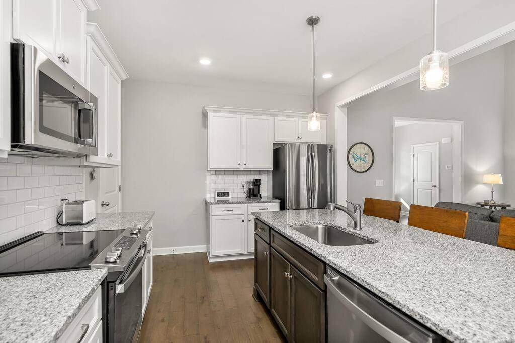 Beautiful Home With Lake And Marina Access, Firepit, Golf Cart Included Estill Springs Extérieur photo